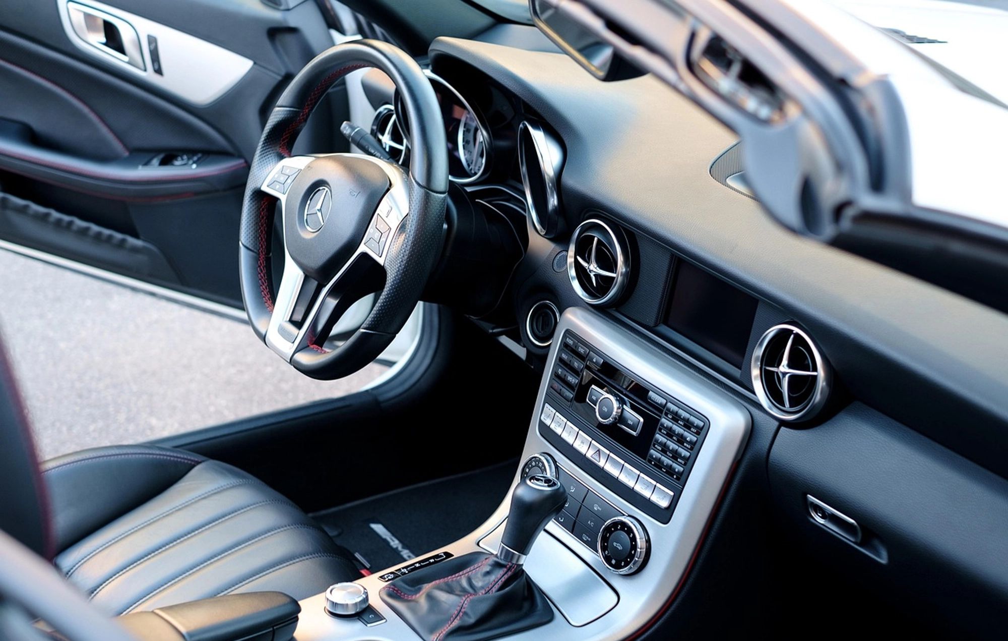 Interior automóvel tratado pela EstofoAuto Garage